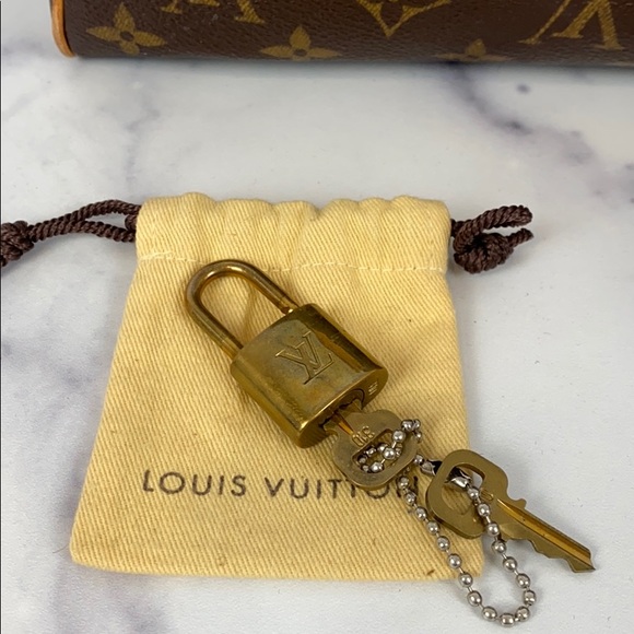LOUIS VUITTON Speedy 30 classic monogram - Picture 10 of 16